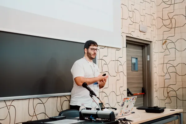 Momento community DevFest Lecce 15